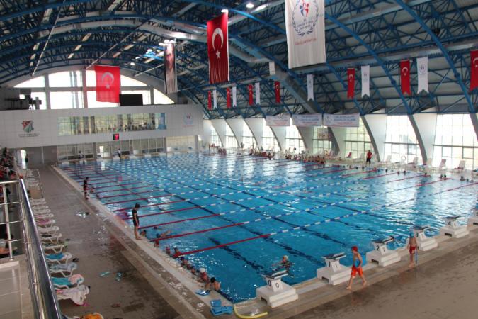 Niğde Olimpik Yüzme Havuzu