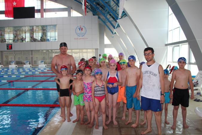 Niğde Olimpik Yüzme Havuzu